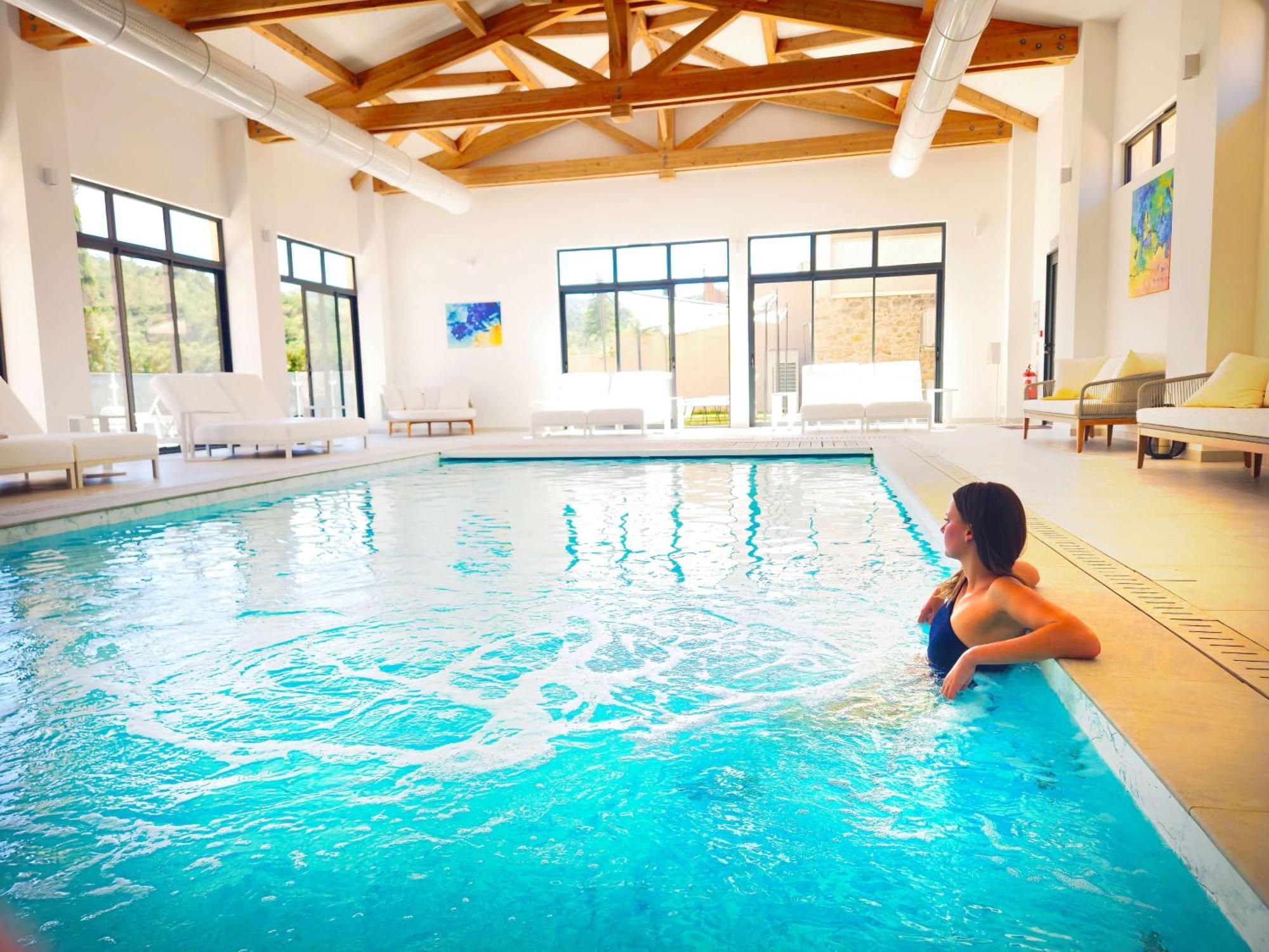 Domaine Ribiera, Hotel 5 Etoiles, Spa & Golf - Forcalquier Niozelles Exterior foto