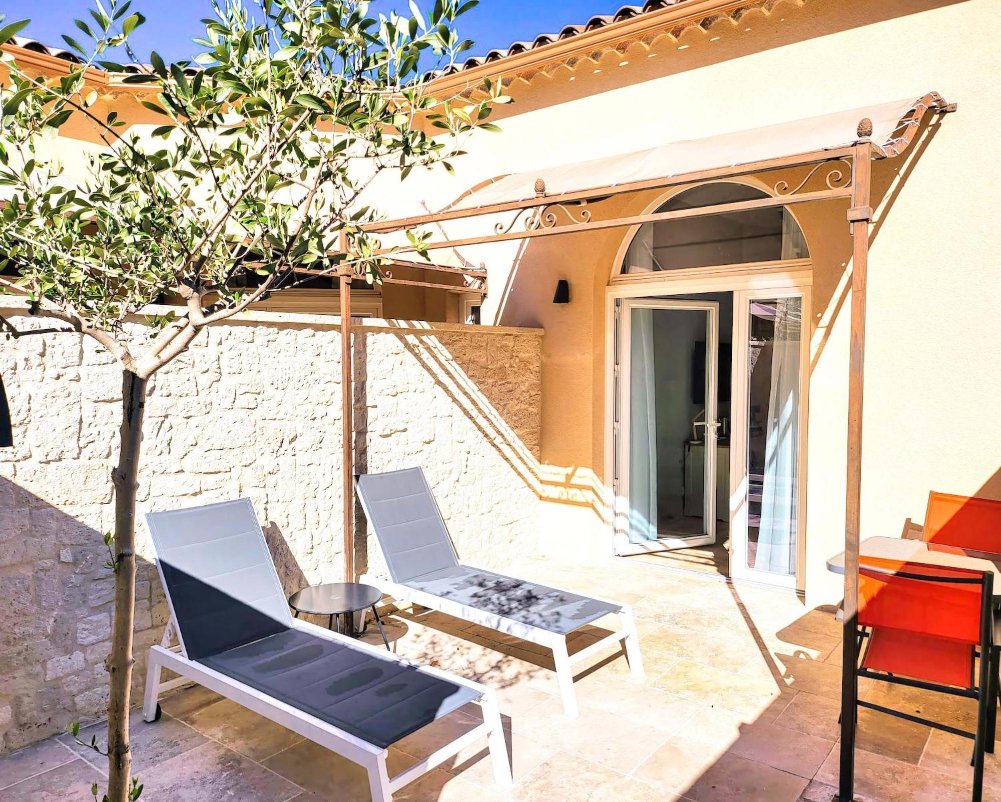 Domaine Ribiera, Hotel 5 Etoiles, Spa & Golf - Forcalquier Niozelles Exterior foto